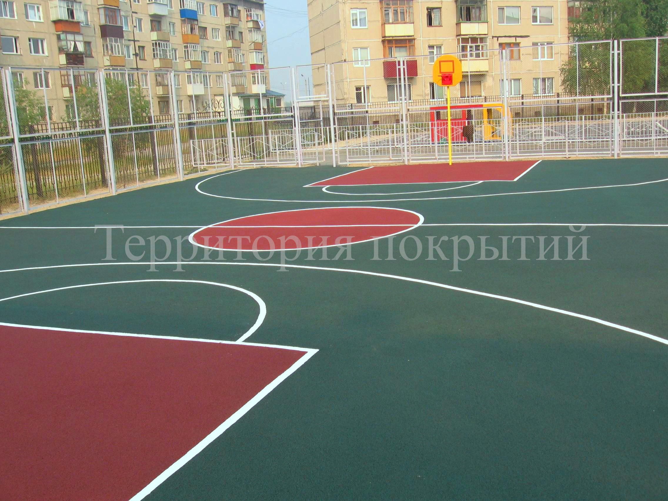 Спортивная площадка для загородного дома. Излишество или необходимость?